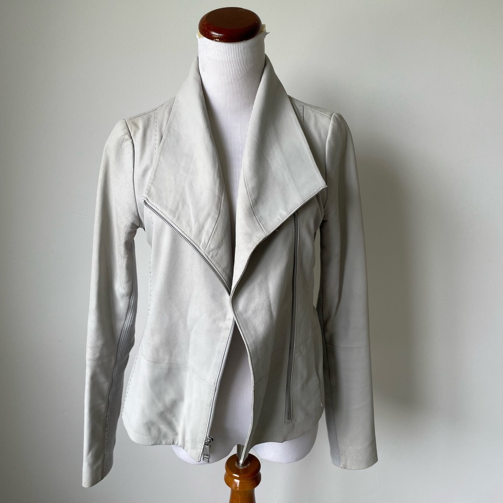 Vince Light Grey Leather Moto Jacket Small Asymmetrical Zip Knit Trim Biker Edgy